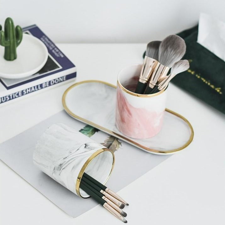 Amy Marble Brush Holder – Down&Town